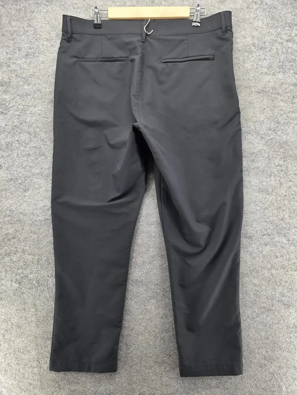 Banana Republic Dress Pants Mens 36x29 Black Polyester Flat Front Slacks Office